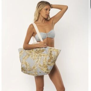 Amuse society tropic tote